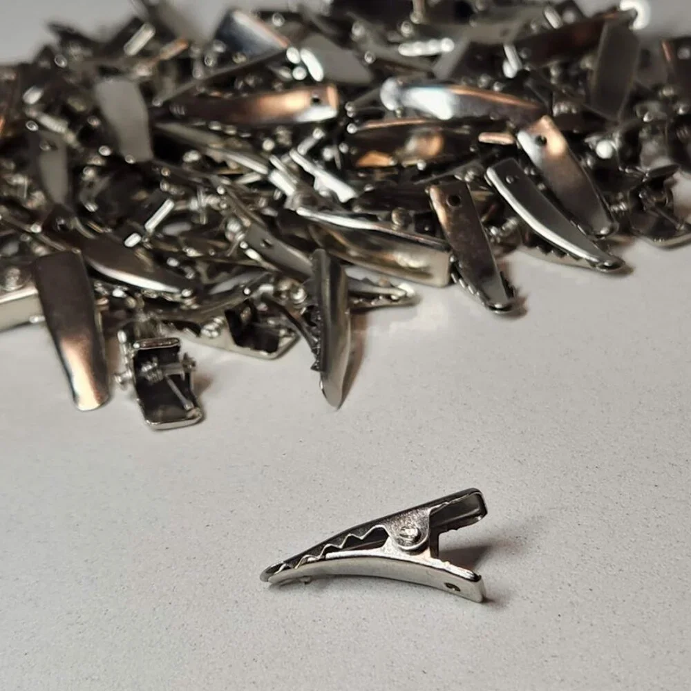 100 Silver Metal Small Prong Alligator Hair Clips 24mm with Teeth Bow Crafting S